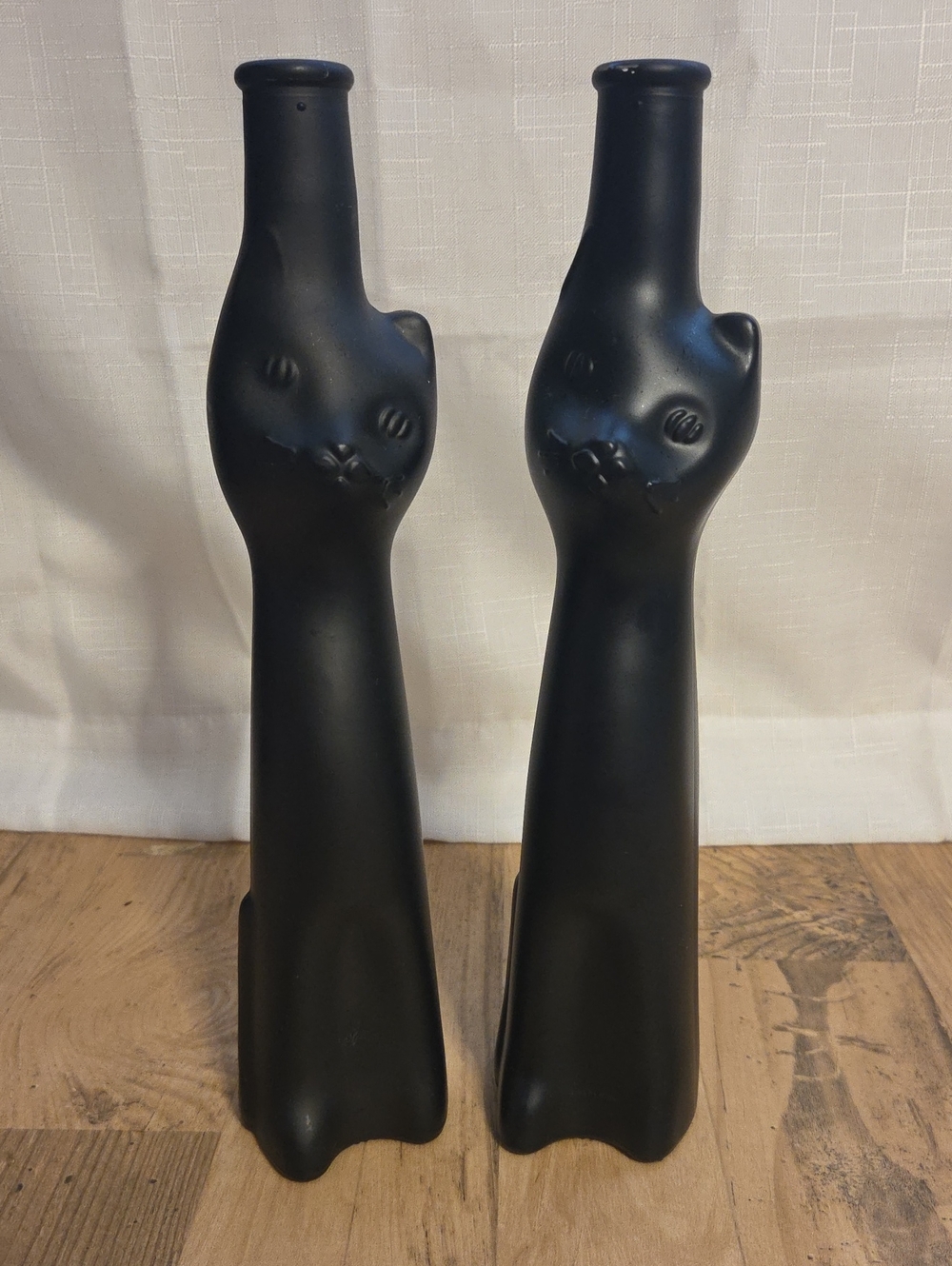 2 Moselland Riesland Rheinhessen Happy Cat Black Empty Bottles